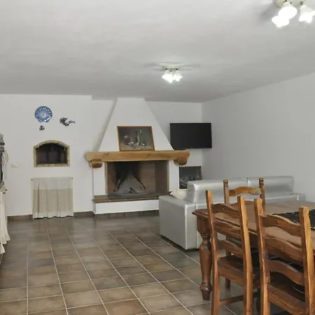 شقة Casa Oggiano كاستيلساردو