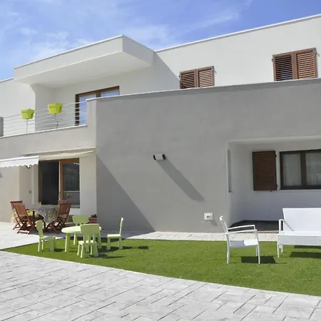 Casa Oggiano *